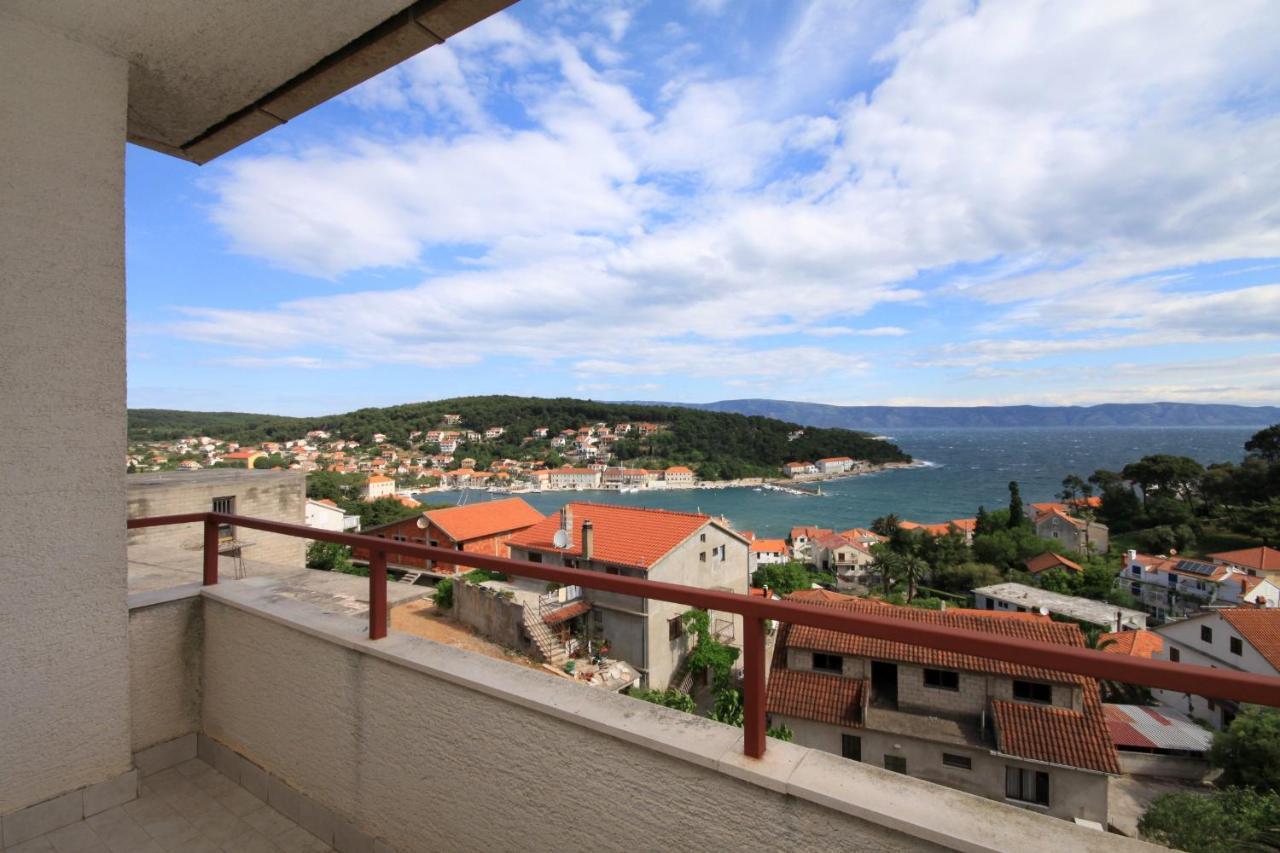 Guest house Apartments And Rooms With Parking Space Jelsa, Hvar - 8798 3*
